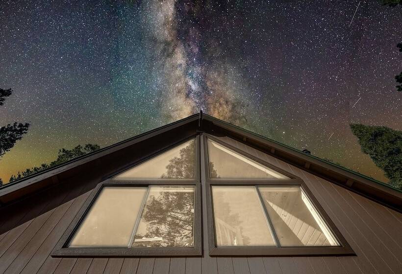 Hike, Ski & Unwind: Cabin W/ Hot Tub In Pioneer!