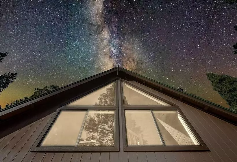 Hike, Ski & Unwind: Cabin W/ Hot Tub In Pioneer!