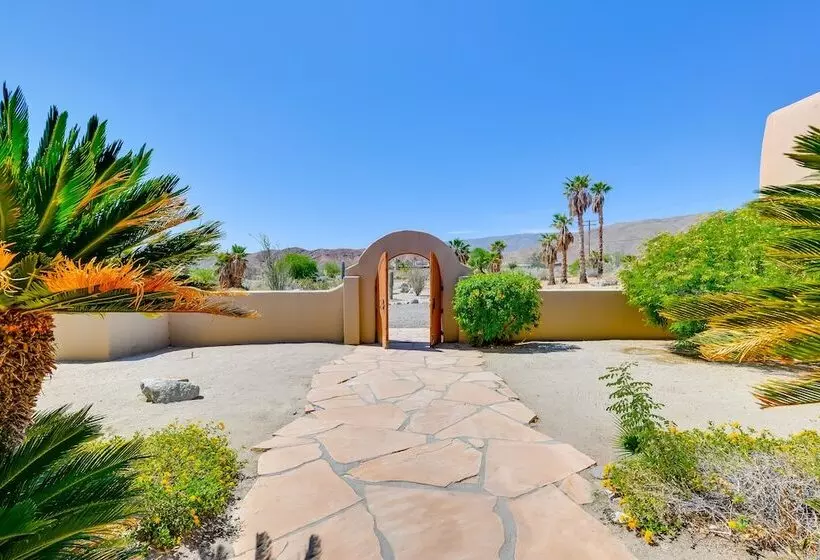 Chic Borrego Springs Home W/ Outdoor Oasis!
