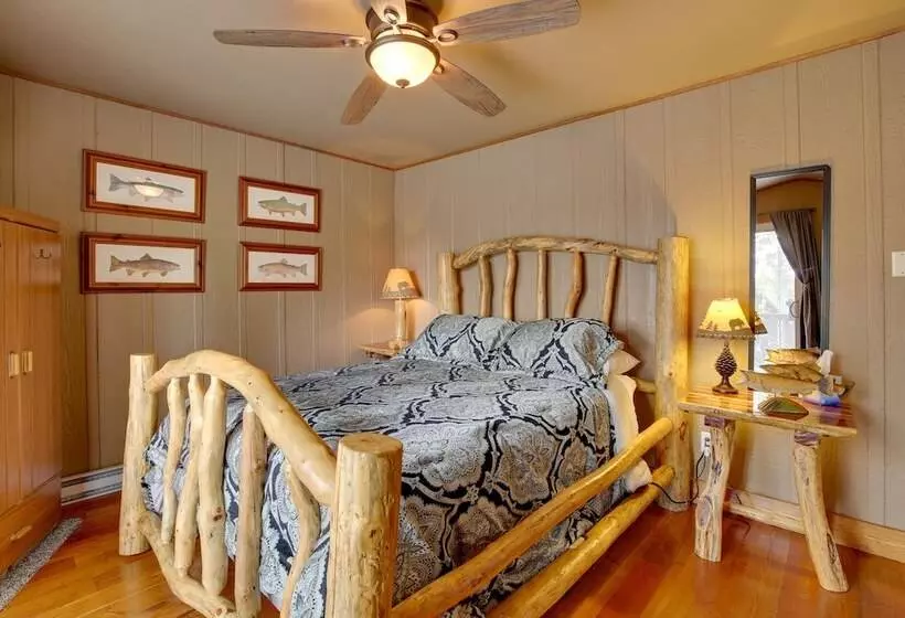 Cozy Lead Cabin W/ Deck < 1 Mi To Ski Slopes!