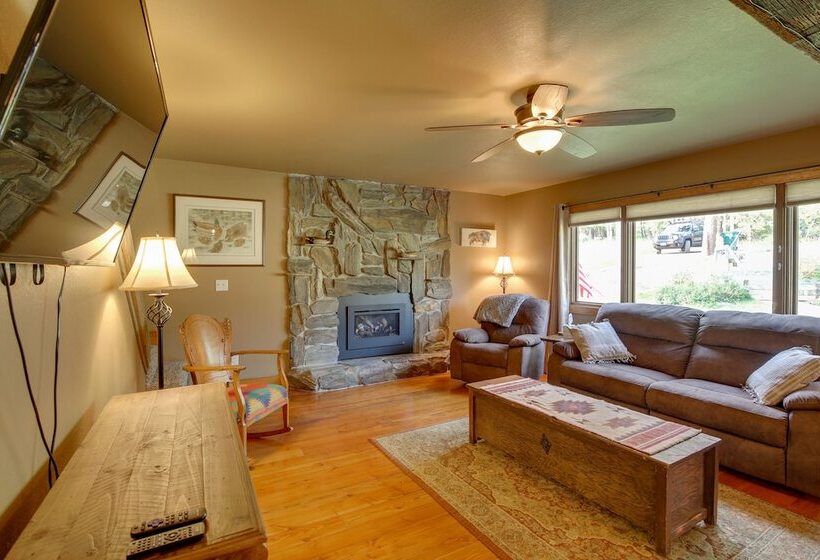 Cozy Lead Cabin W/ Deck < 1 Mi To Ski Slopes!