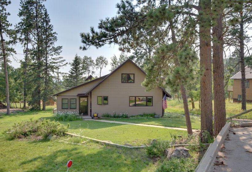 Cozy Lead Cabin W/ Deck < 1 Mi To Ski Slopes!