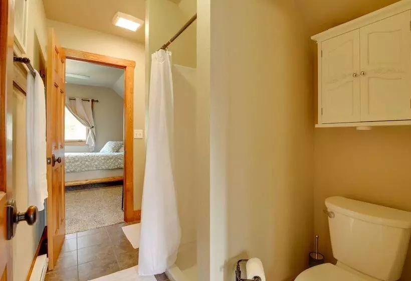 Cozy Lead Cabin W/ Deck < 1 Mi To Ski Slopes!