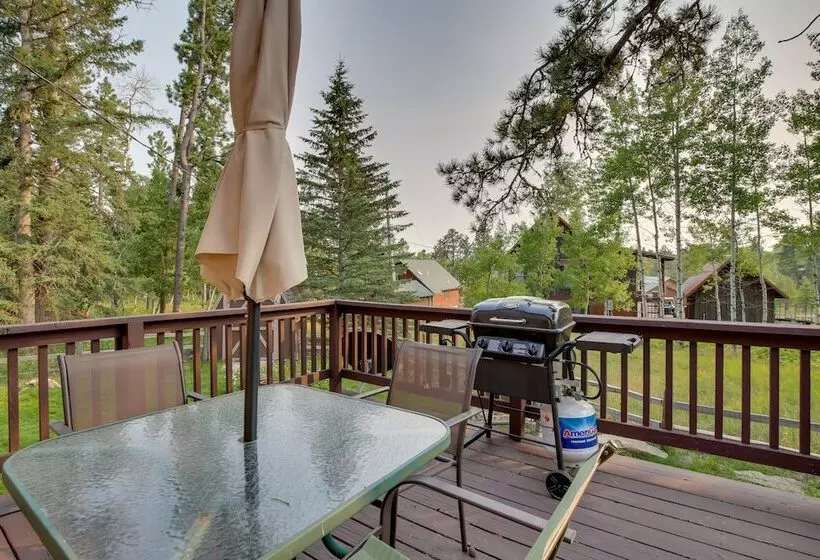 Cozy Lead Cabin W/ Deck < 1 Mi To Ski Slopes!