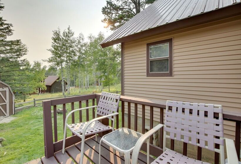 Cozy Lead Cabin W/ Deck < 1 Mi To Ski Slopes!