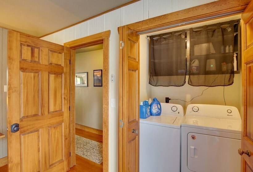 Cozy Lead Cabin W/ Deck < 1 Mi To Ski Slopes!