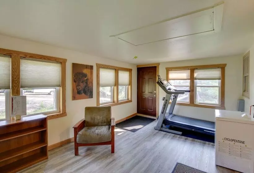 Cozy Lead Cabin W/ Deck < 1 Mi To Ski Slopes!