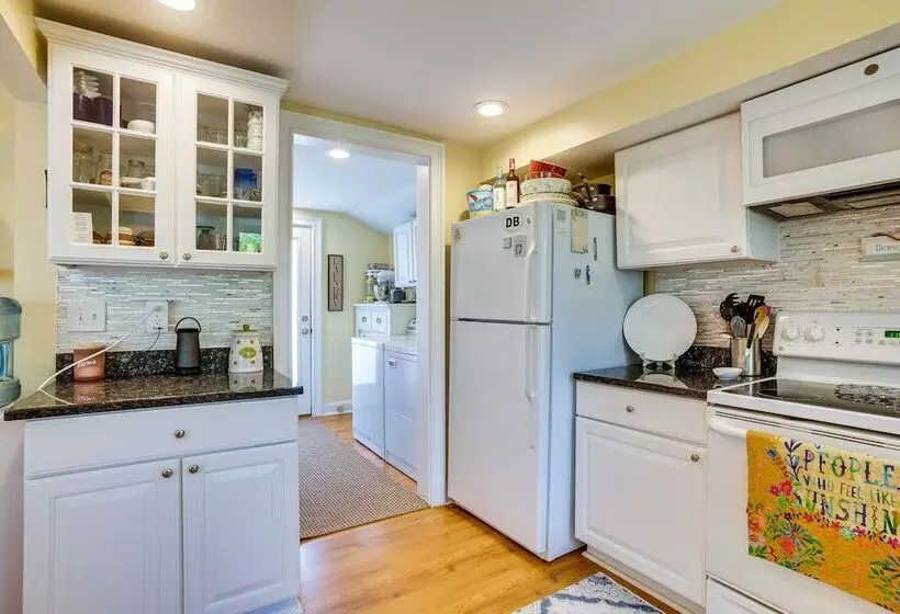 Dewey Beach Cottage Near Ocean   Walk To Beach!