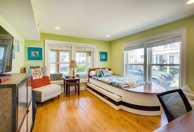 Dewey Beach Cottage Near Ocean   Walk To Beach!