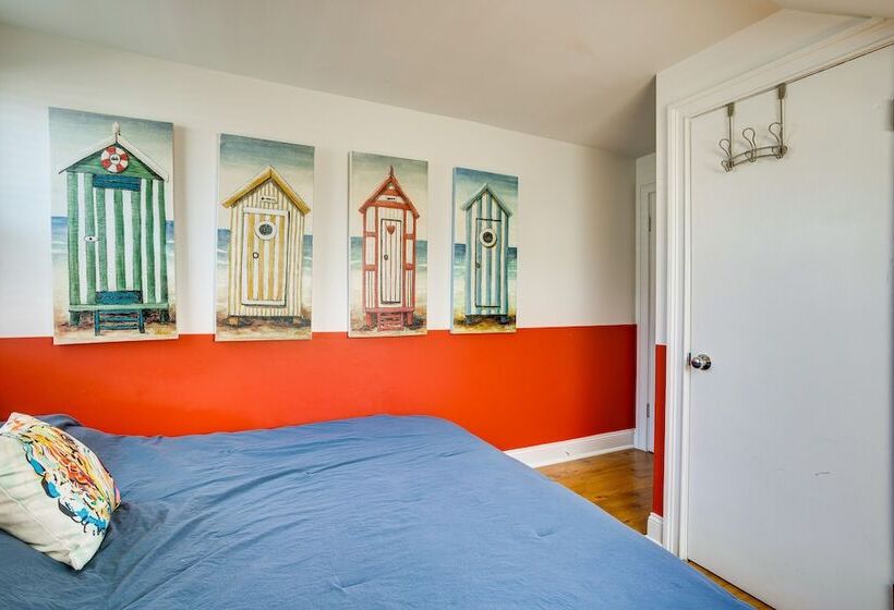 Dewey Beach Cottage Near Ocean   Walk To Beach!