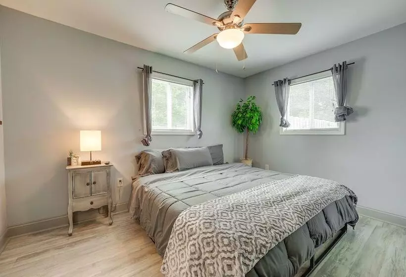 Family Friendly Leland Home W/ Patio & Grill