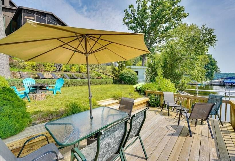 Lakefront Queensbury Home: Kayaks + Boat Dock