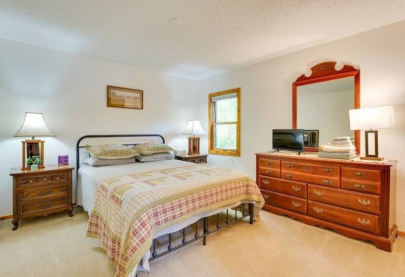 Lakefront Queensbury Home: Kayaks + Boat Dock