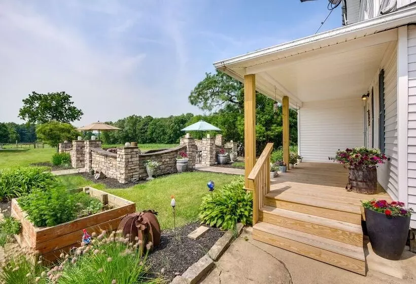 Countryside Home In Wooster W/ Patio & Fire Pit