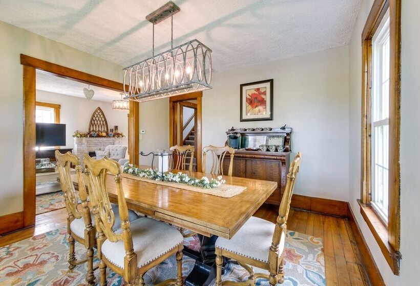 Countryside Home In Wooster W/ Patio & Fire Pit