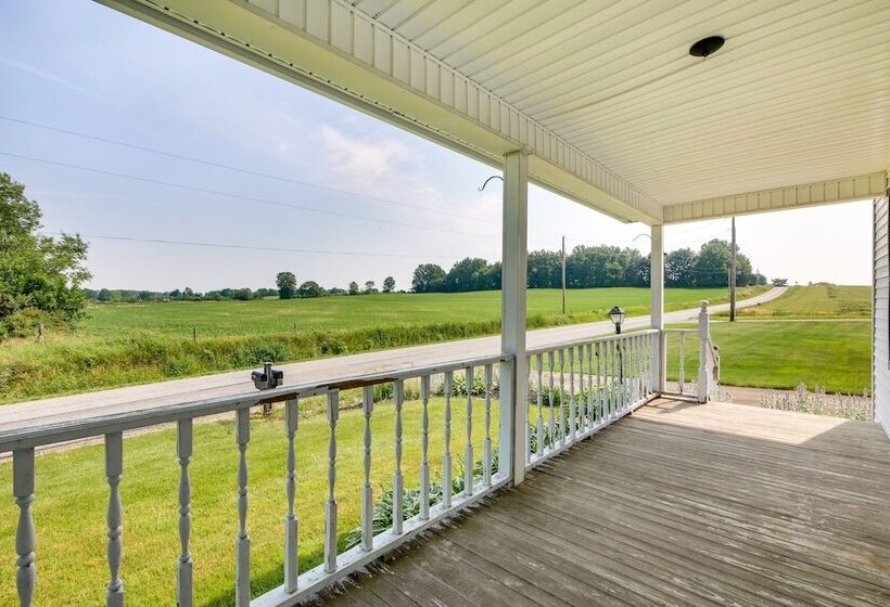 Countryside Home In Wooster W/ Patio & Fire Pit