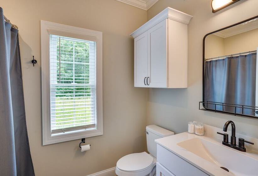 Modern Kentucky Lake Home: Pool & Boat Ramp Access