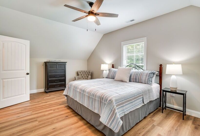 Modern Kentucky Lake Home: Pool & Boat Ramp Access