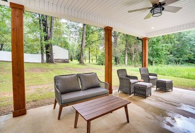 Modern Kentucky Lake Home: Pool & Boat Ramp Access