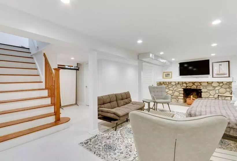 New Milford Lakefront Home: Deck, Pool & Dock!