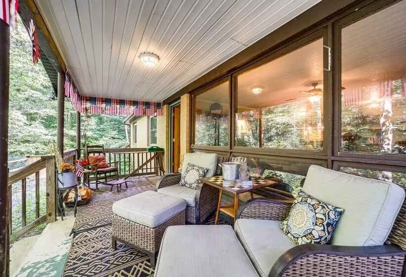 Fire Pit & Mtn Views: North Carolina Abode!