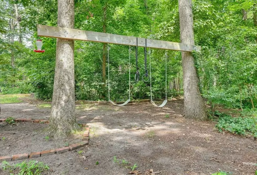 Pasadena Hideaway W/ Game Room & Fire Pit!