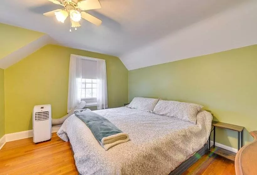 Pet Friendly Gloversville Cottage Near Golf Course