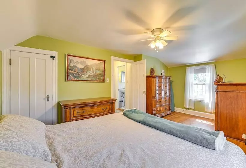 Pet Friendly Gloversville Cottage Near Golf Course