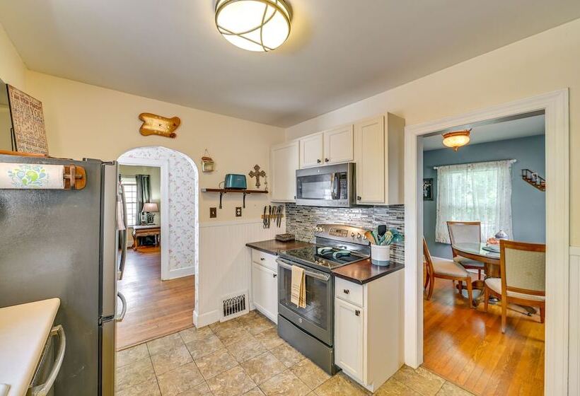 Pet Friendly Gloversville Cottage Near Golf Course