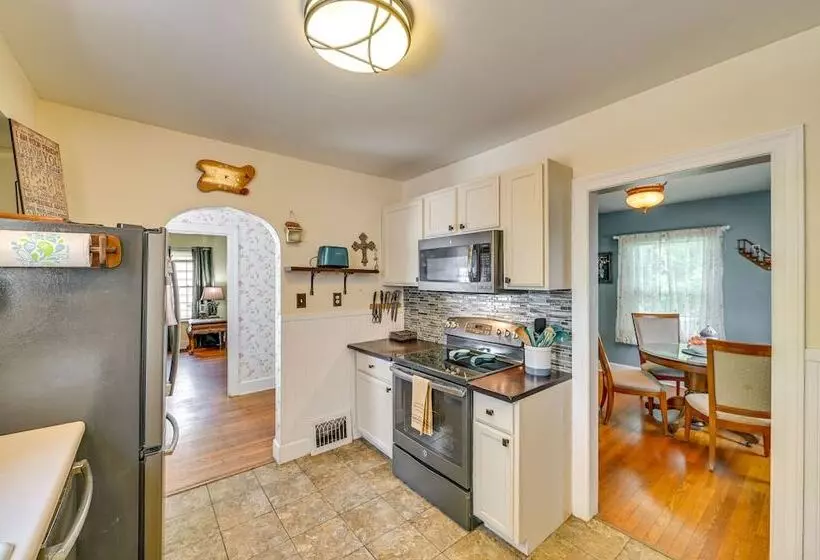 Pet Friendly Gloversville Cottage Near Golf Course