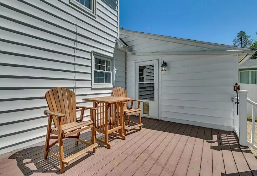 Pet Friendly Gloversville Cottage Near Golf Course