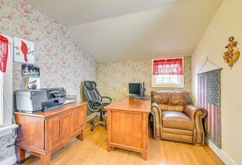 Pet Friendly Gloversville Cottage Near Golf Course