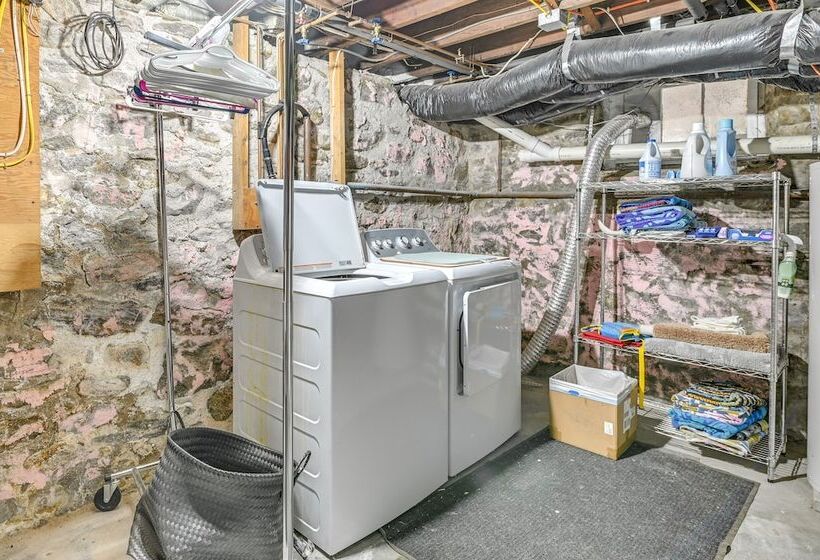 Pet Friendly Gloversville Cottage Near Golf Course