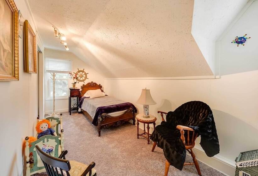 Powers Lake Home W/ Patio 9 Mi To Lake Geneva!