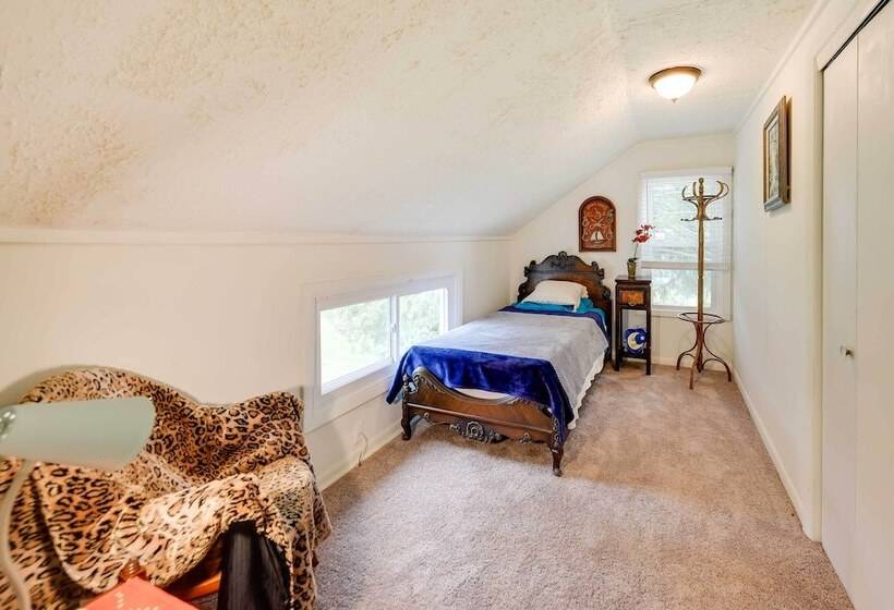 Powers Lake Home W/ Patio 9 Mi To Lake Geneva!