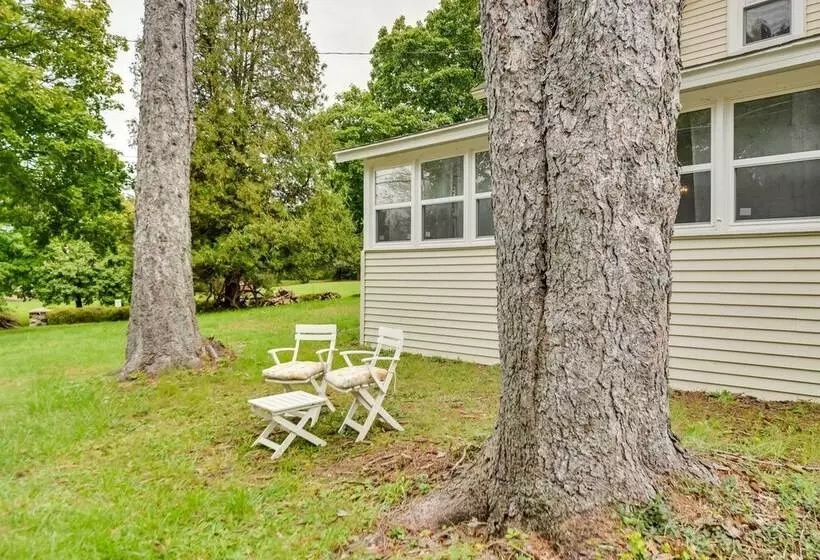 Powers Lake Home W/ Patio   9 Mi To Lake Geneva!