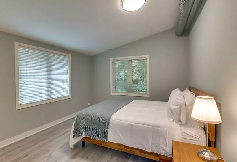 Riverfront Appleton Home With Pool & Boat Dock!