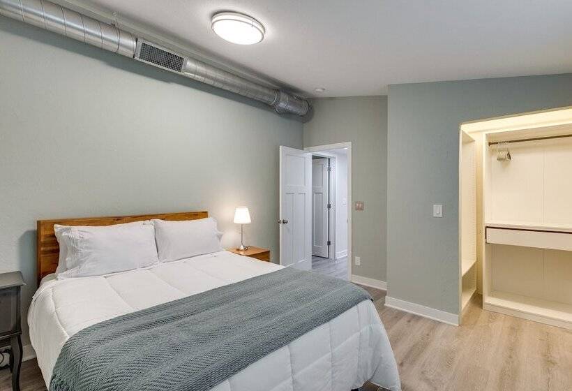 Riverfront Appleton Home With Pool & Boat Dock!