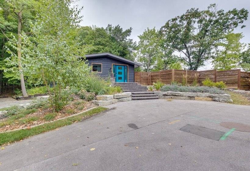 Riverfront Appleton Home With Pool & Boat Dock!