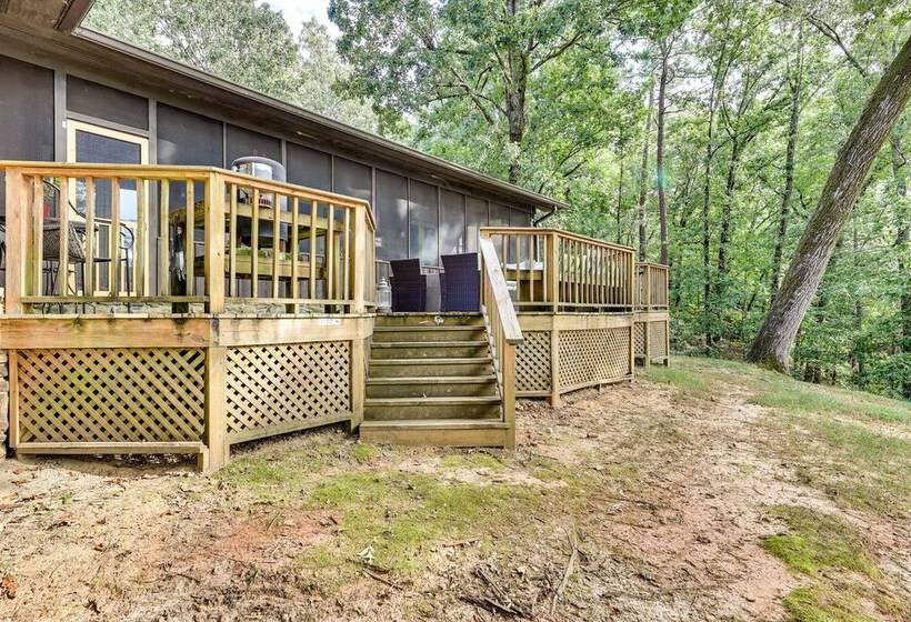 Rustic Iuka Retreat ~ 1/2 Mi To Pickwick Lake!