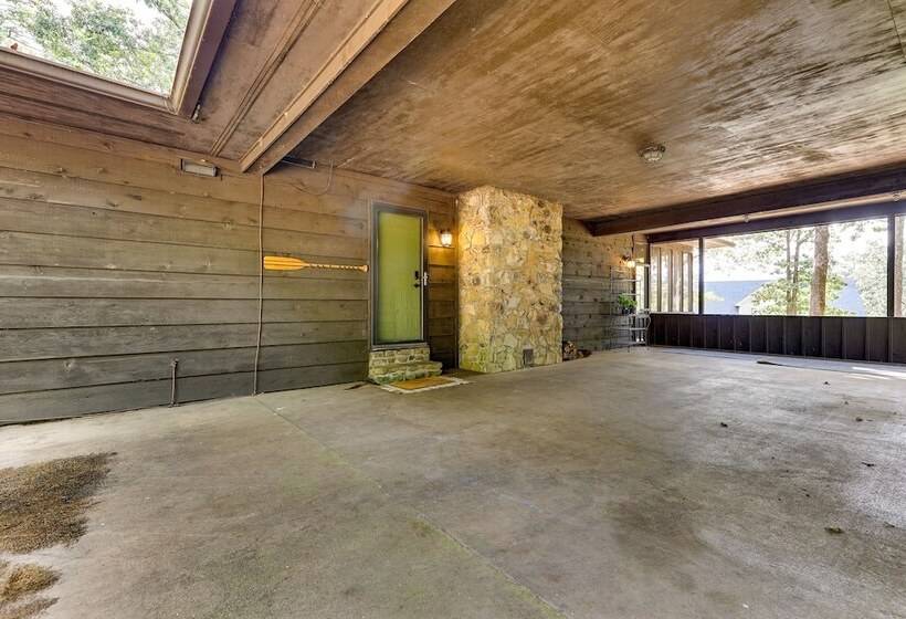 Rustic Iuka Retreat ~ 1/2 Mi To Pickwick Lake!