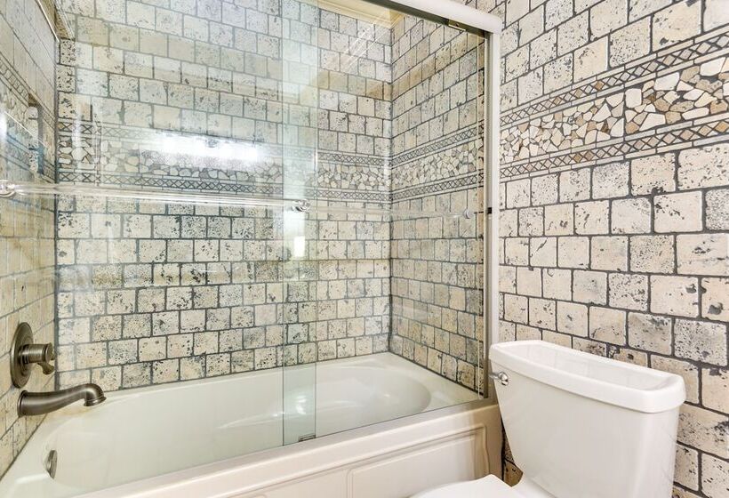 Rustic Iuka Retreat ~ 1/2 Mi To Pickwick Lake!