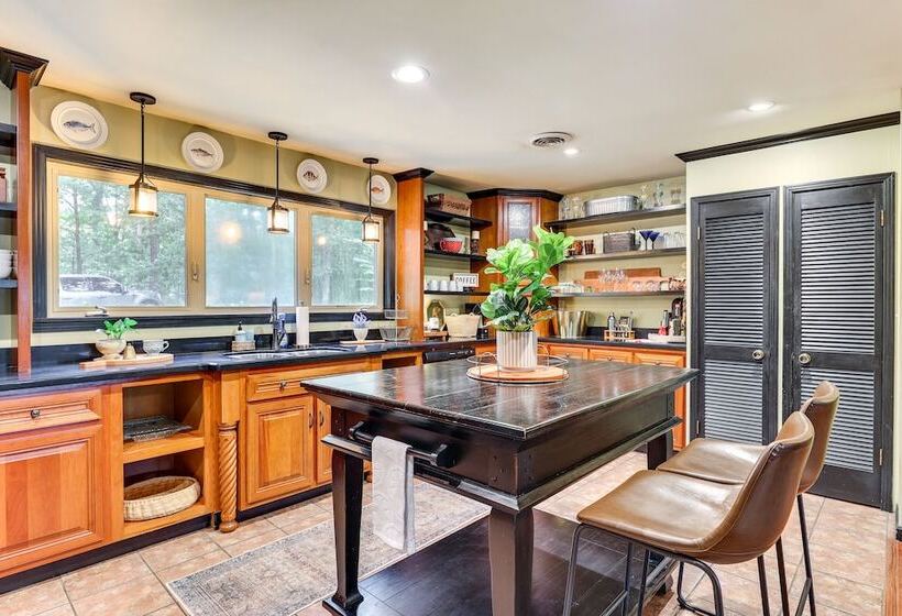 Rustic Iuka Retreat ~ 1/2 Mi To Pickwick Lake!