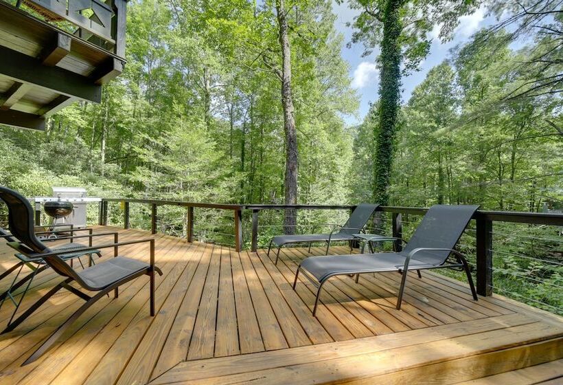 Sapphire Treehouse Cabin W/ Views, Deck, Fireplace
