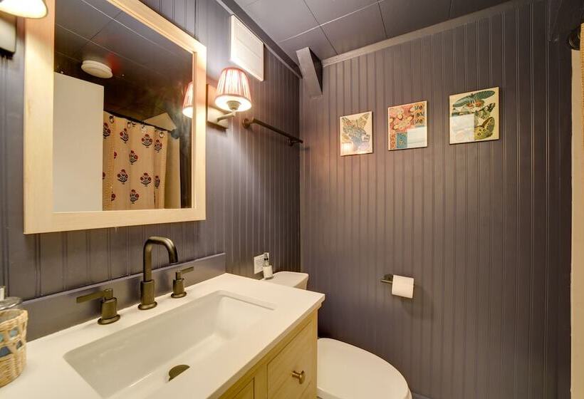 Sapphire Treehouse Cabin W/ Views, Deck, Fireplace