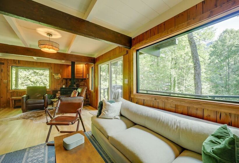 Sapphire Treehouse Cabin W/ Views, Deck, Fireplace