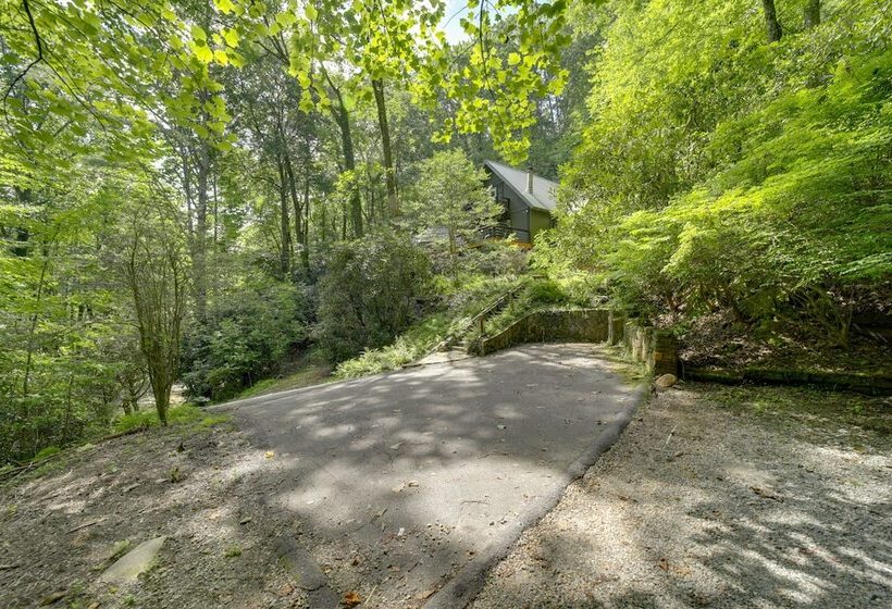 Sapphire Treehouse Cabin W/ Views, Deck, Fireplace