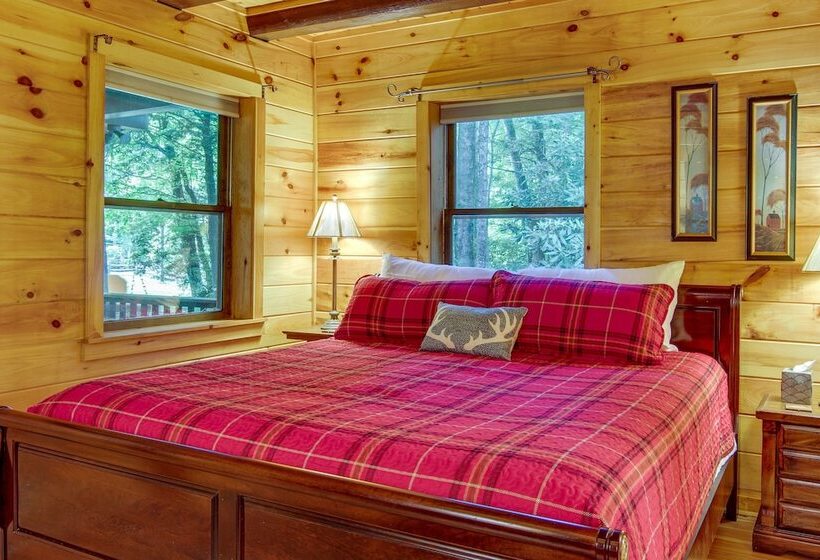 Secluded & Rustic Cabin On South Toe River!