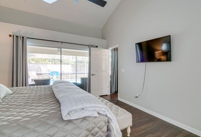 Spring Hill Home W/ Private Pool & Games!