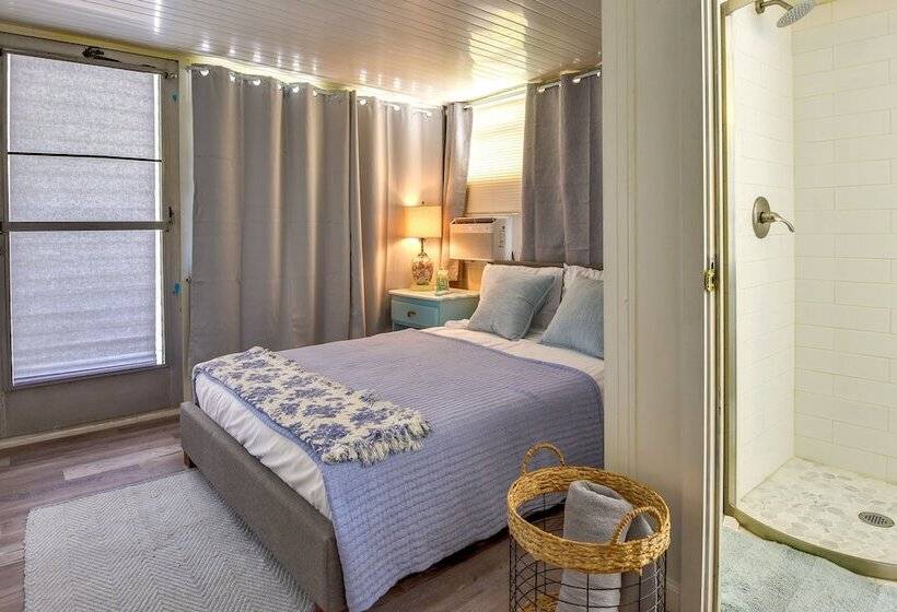 Sunny Bradenton Retreat Visit Anna Maria Island!